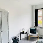 Inactive Cozy & Modern By Metro Station Apartment