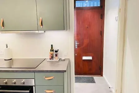 Inactive Cozy & Modern By Metro Station